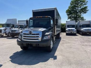 Box truck