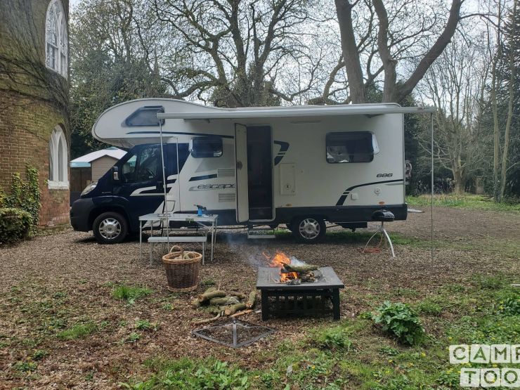 rv1.jpg
